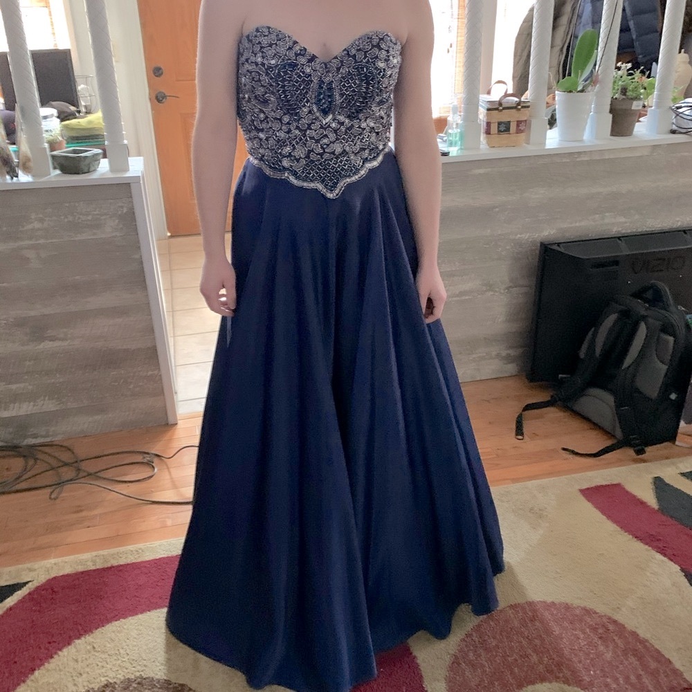 Ball gown